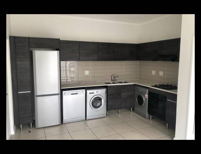 1 BEDROOM APARTMENT FOR SALE IN MODDERFONTEIN